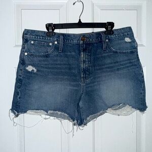Madewell - Relaxed Mid-Length Denim Shorts (Size: 33)